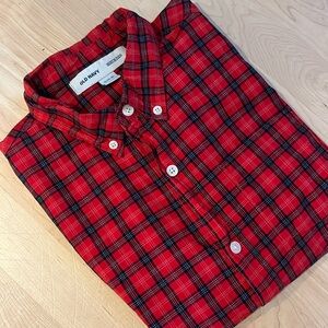 Old Navy Boys Botton Down - size 14/16. EUC